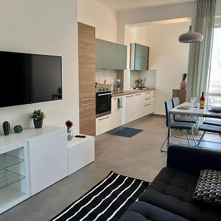 Cozy Apartment San Siro Milano Esterno foto